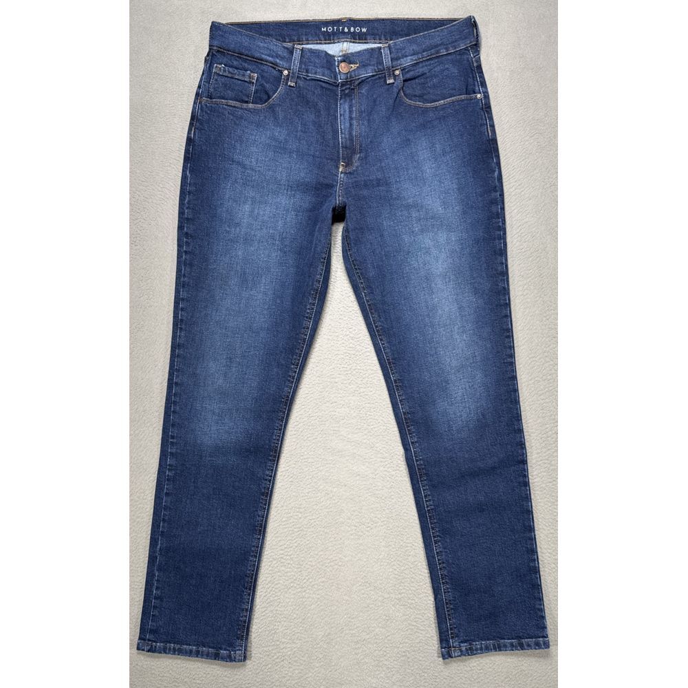Mott & Bow Boyfriend Womens Jeans 31x30 Preppy Distressed Faded Dark Wash Denim